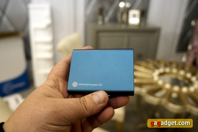 Samsung_T5_SSD_01.jpg