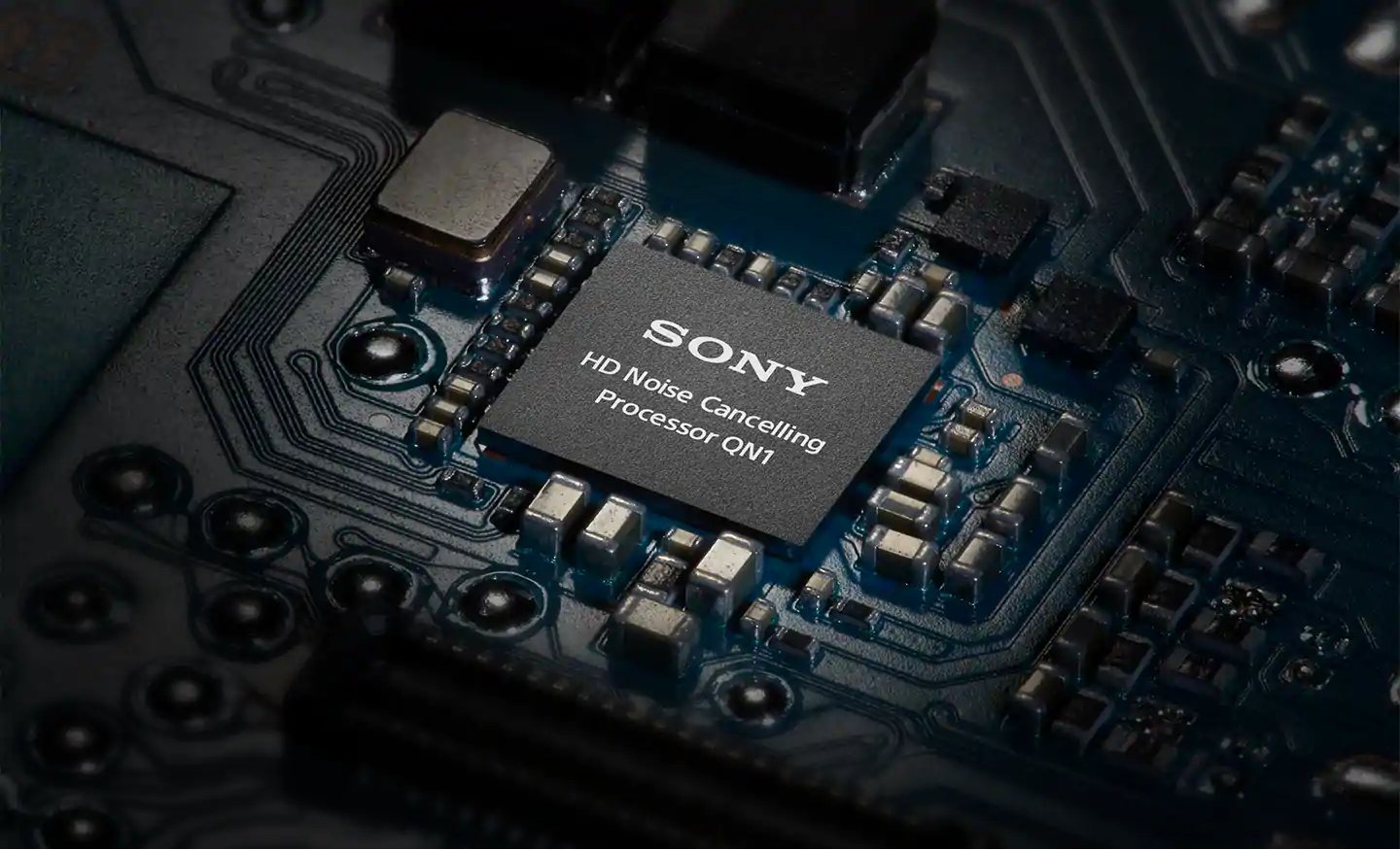 Обзор Sony WH-1000XM3: наушники, которые невозможно перехвалить-2 Sony NQ1.jpg
