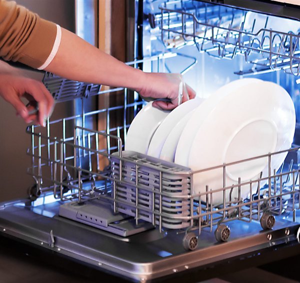 Xiaomi Yunmi Smart Dishwasher 1.jpg