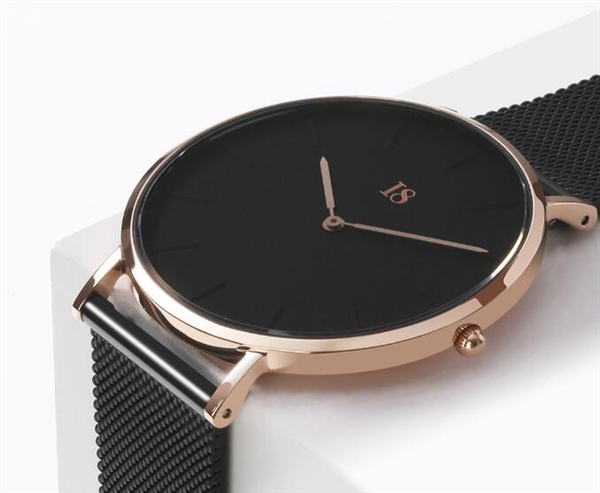 Xiaomi-I8-simple-quartz-watch-b.jpg
