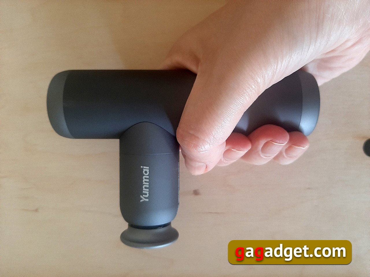 Just Relax: Yunmai Fascia Massage Gun Extra Mini Portable Massager Review-2