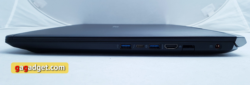 acer-aspire-v17-nitro-black-edition-08.jpg
