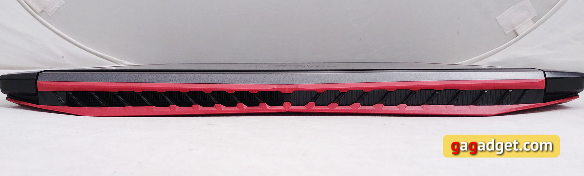 acer-predator-helios-300-08.jpg