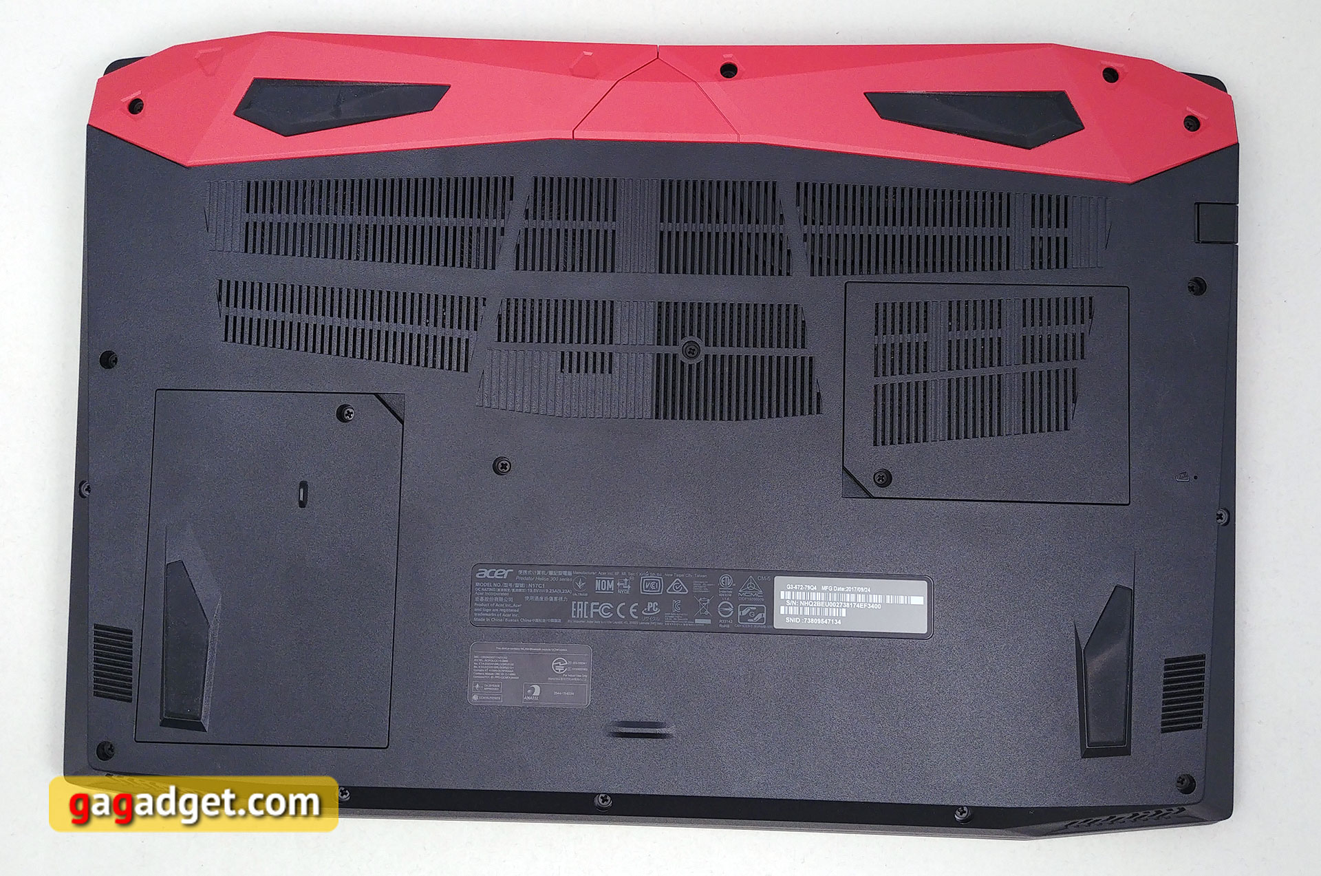 acer-predator-helios-300-10.jpg