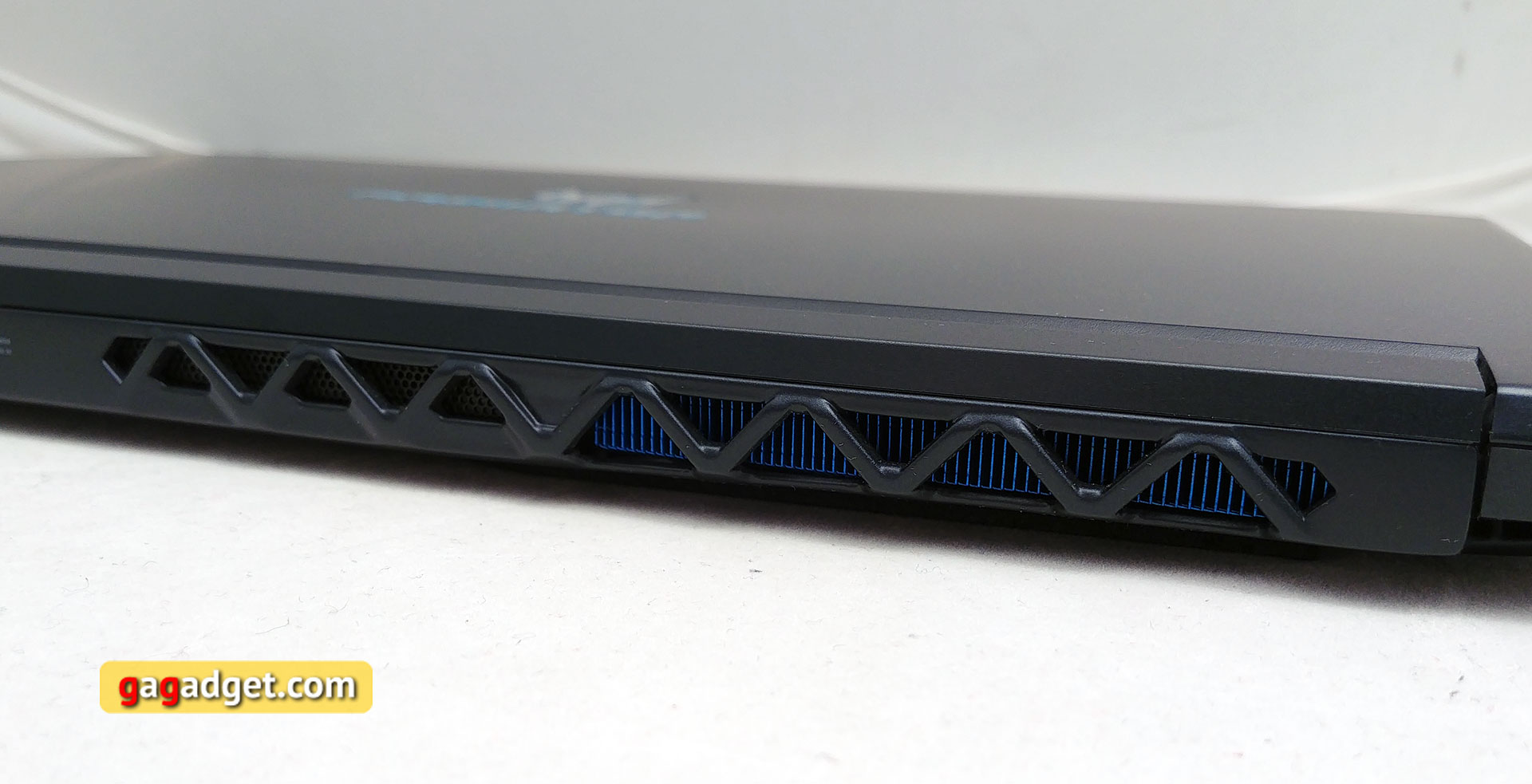acer-predator-triton-700-08.jpg