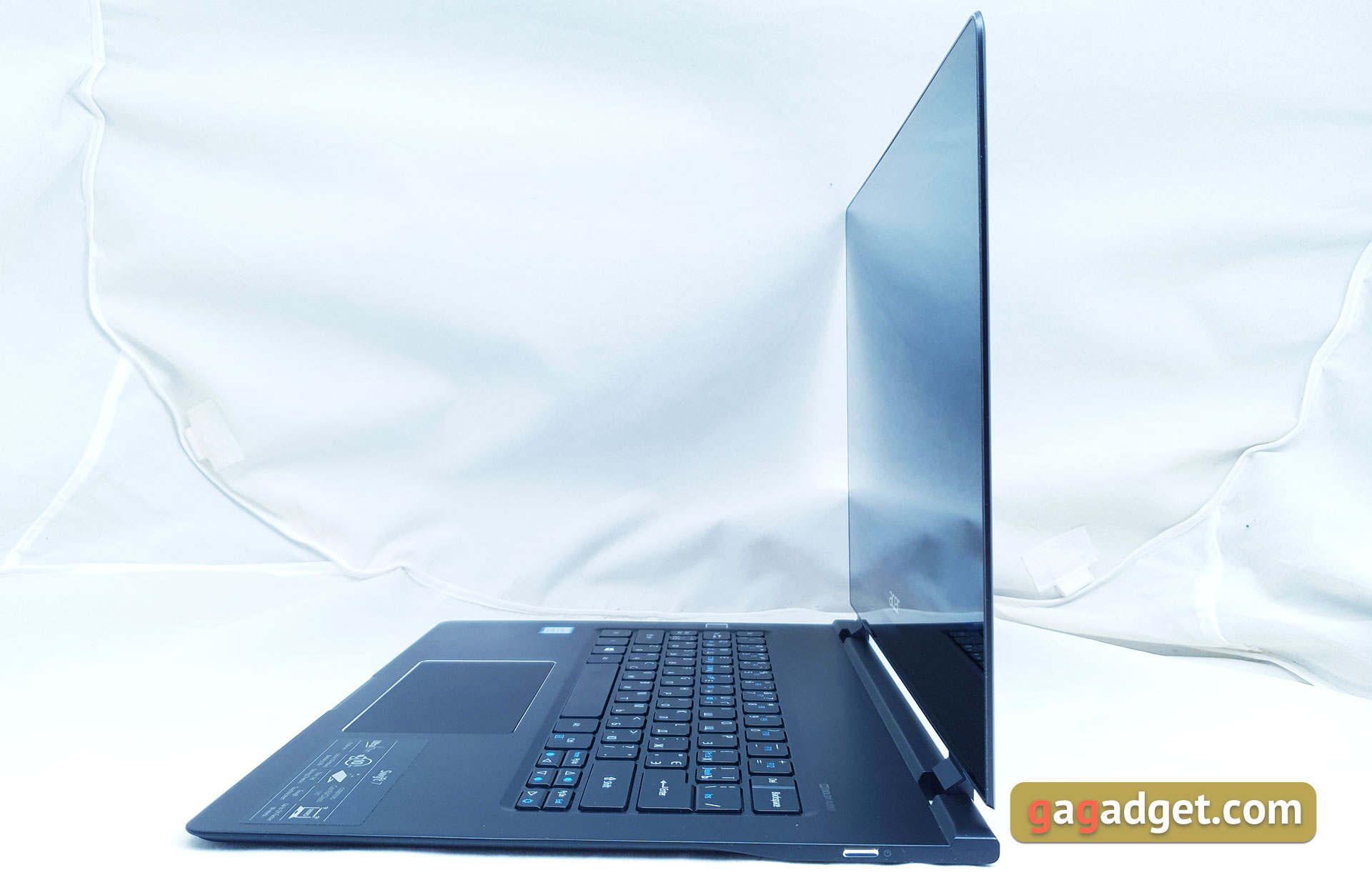 Обзор Acer Swift 7 (2018): ультрабук толщиной со смартфон-21