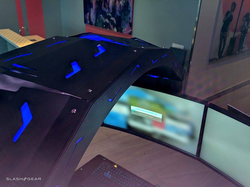 acer_predator_thronos_photos_ces2019_slashgear_12-960x720.jpg