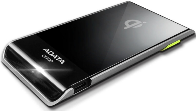 ADATA выпустила беспроводное зарядное устройство для смартфонов Elite CE700