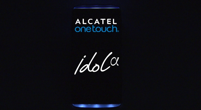 ТехноПарк: "Стиляга" Alcatel One Touch Idol Alpha