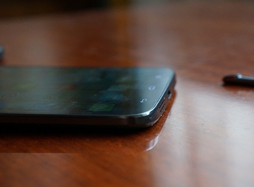 Обзор смартфона Alcatel OneTouch Hero 2-5