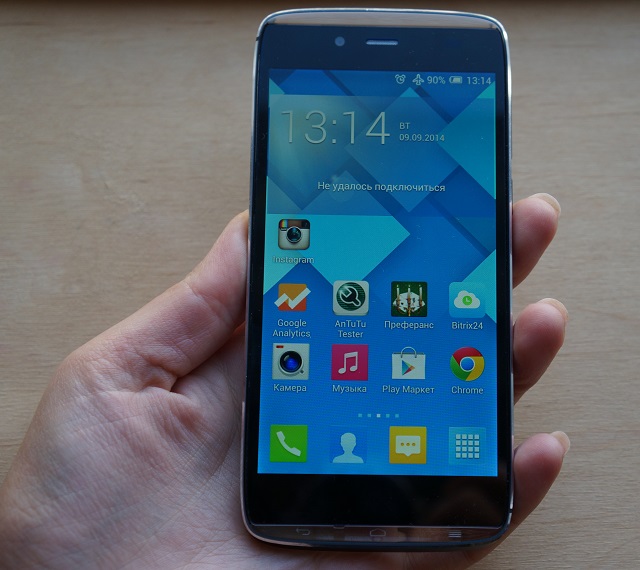 Мисс Android. Обзор Alcatel OneTouch Idol Alpha