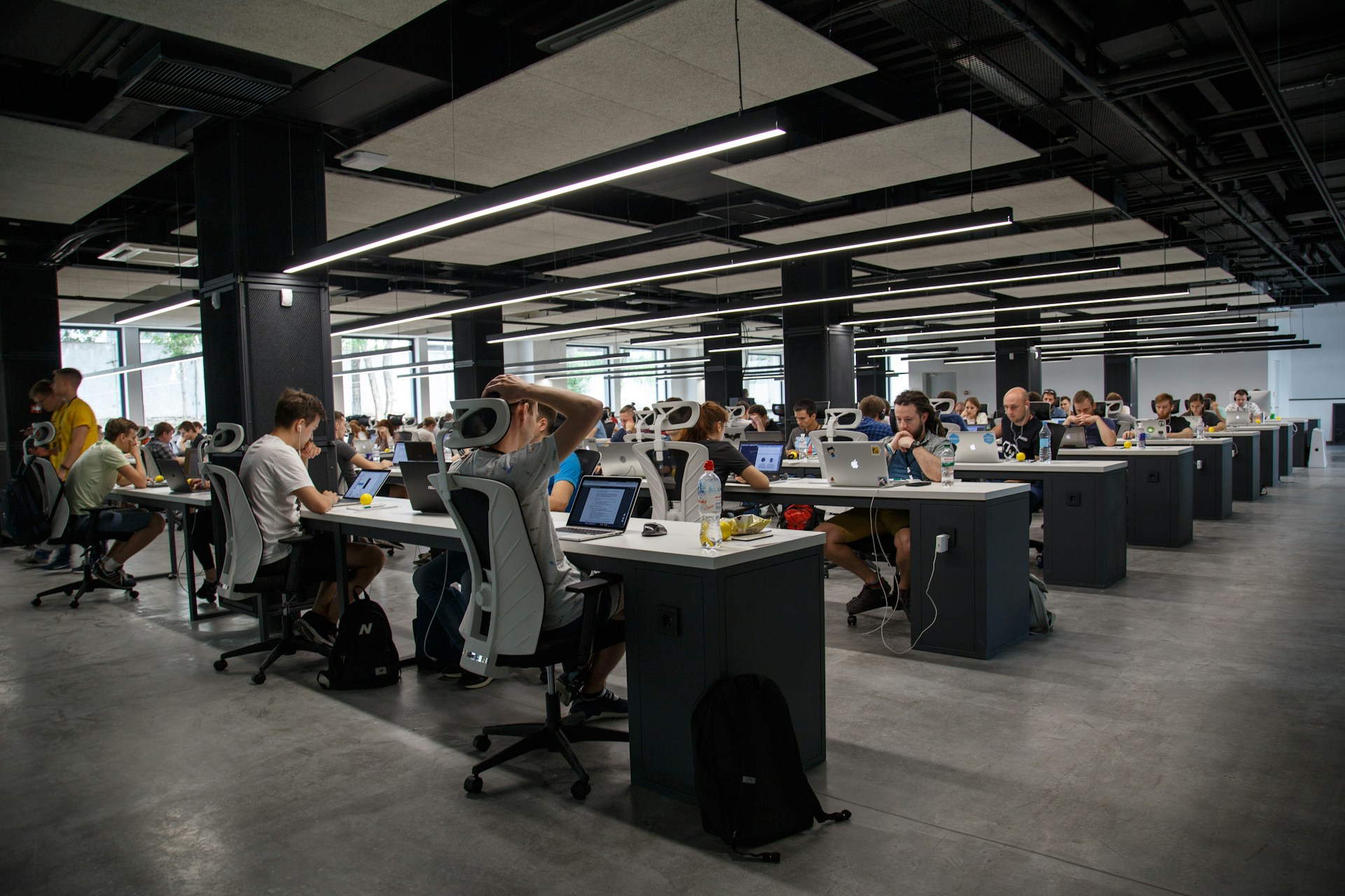 Les nouvelles technologies d'intelligence artificielle menacent des millions d'emplois au Royaume-Uni, selon des chercheurs