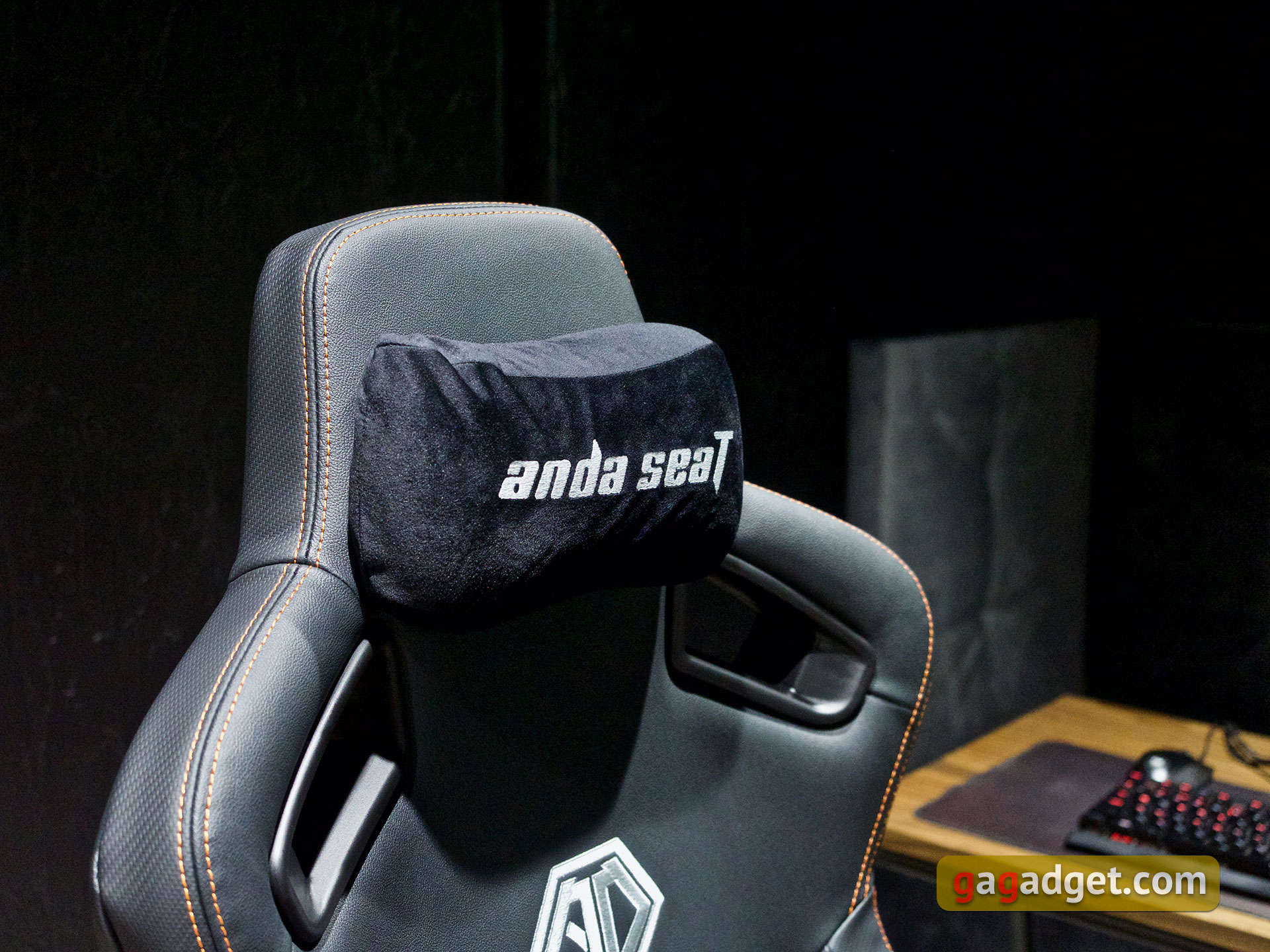 Trône pour le jeu : un examen du Anda Seat Kaiser 3 XL-49