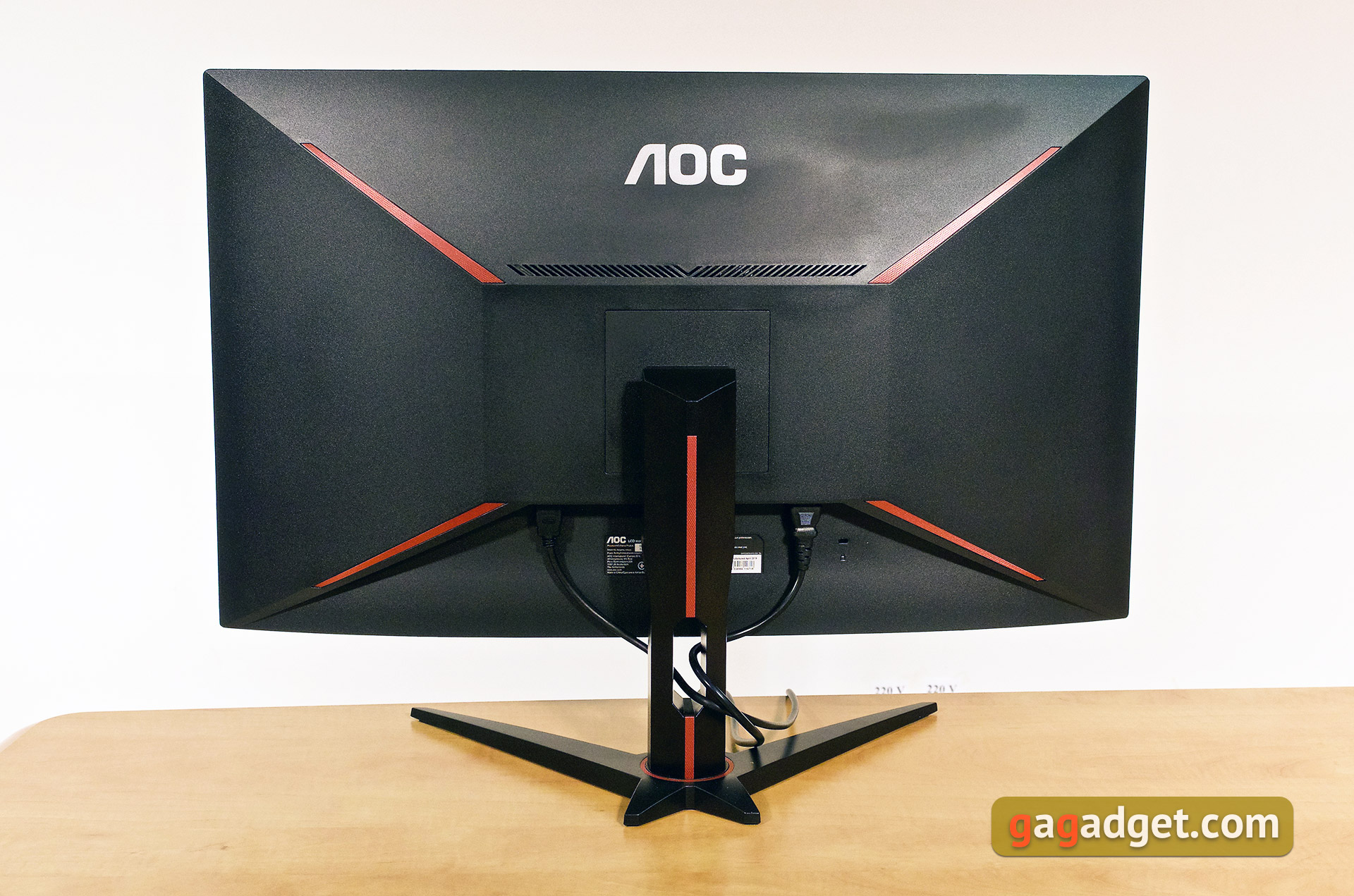 Огляд AOC CQ32G1: 32-дюймовий вигнутий геймерський монітор з частотою 144 Гц-13