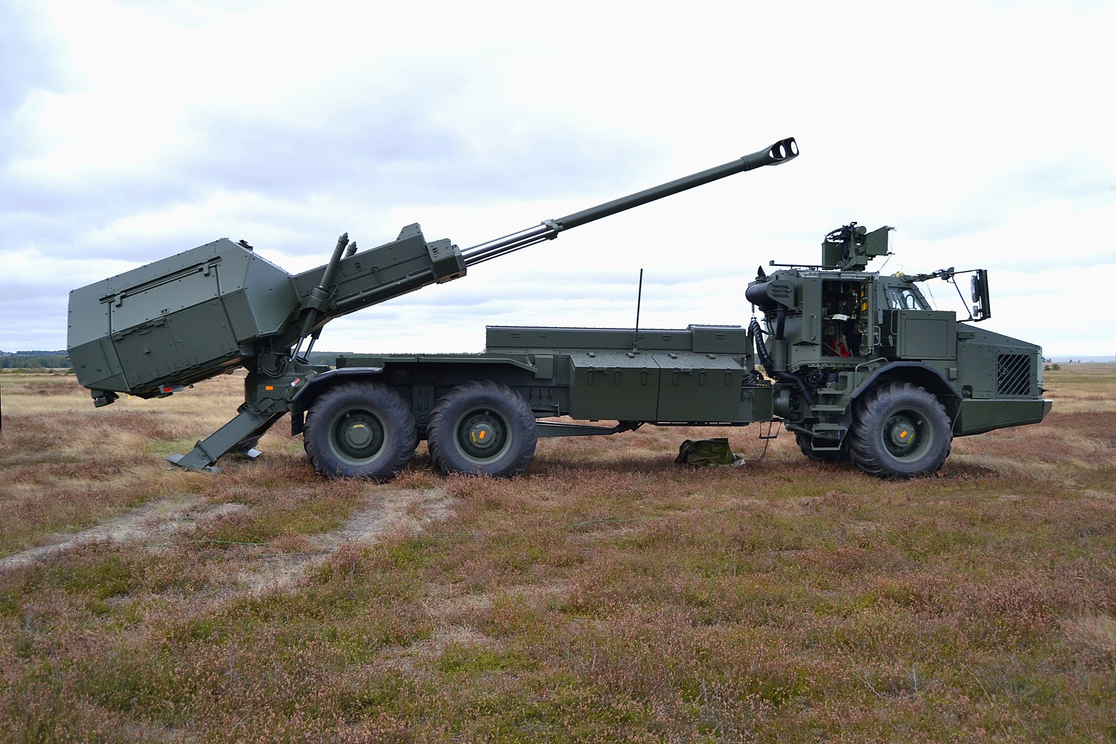 Swedish 155-mm self-propelled artillery system Archer