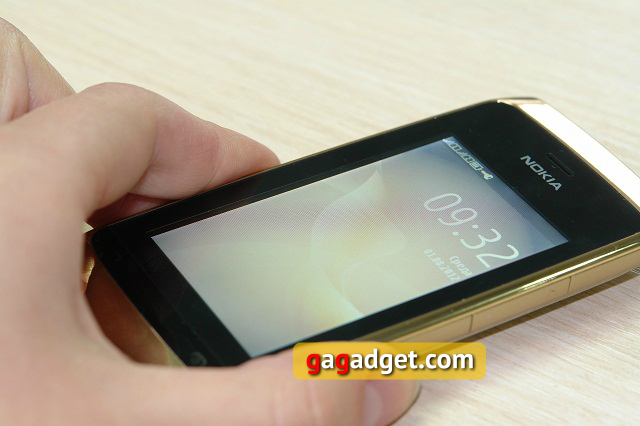 Микрообзор дуалсим-телефона Nokia Asha 308 Charme-3