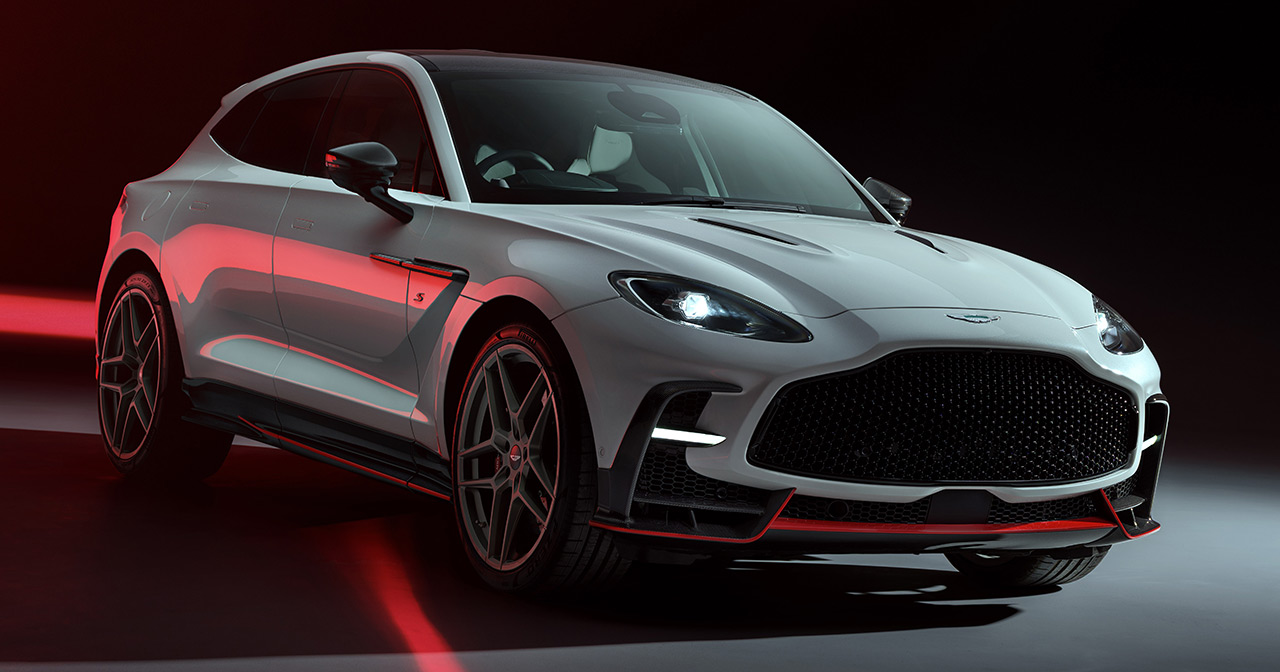 Aston Martin DBX S - вид передньої частини