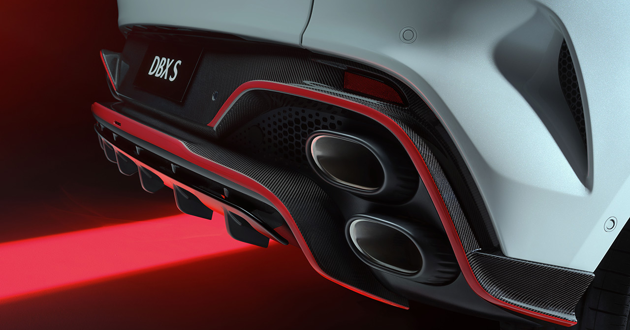 Aston Martin DBX S - вид задньої частини