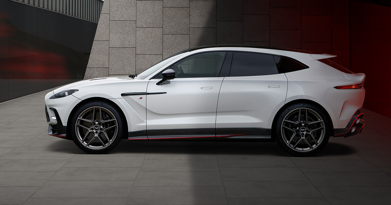 Aston Martin DBX S - інтер'єри салону