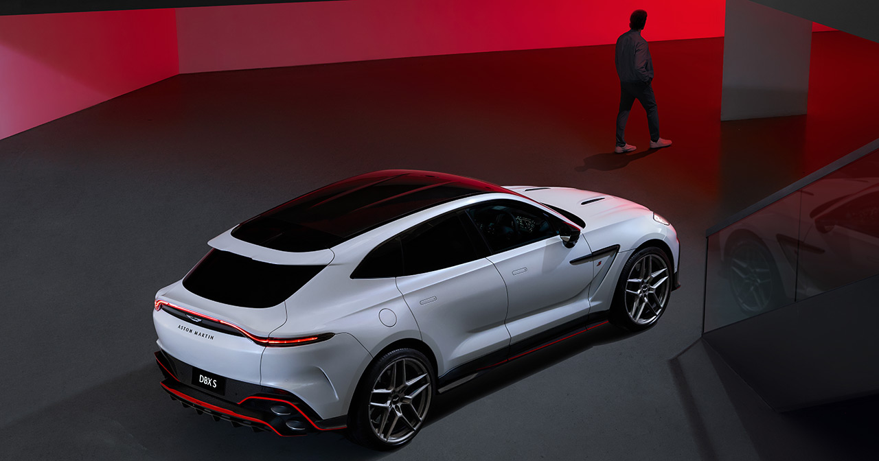 Aston Martin DBX S - деталі інтер'єру