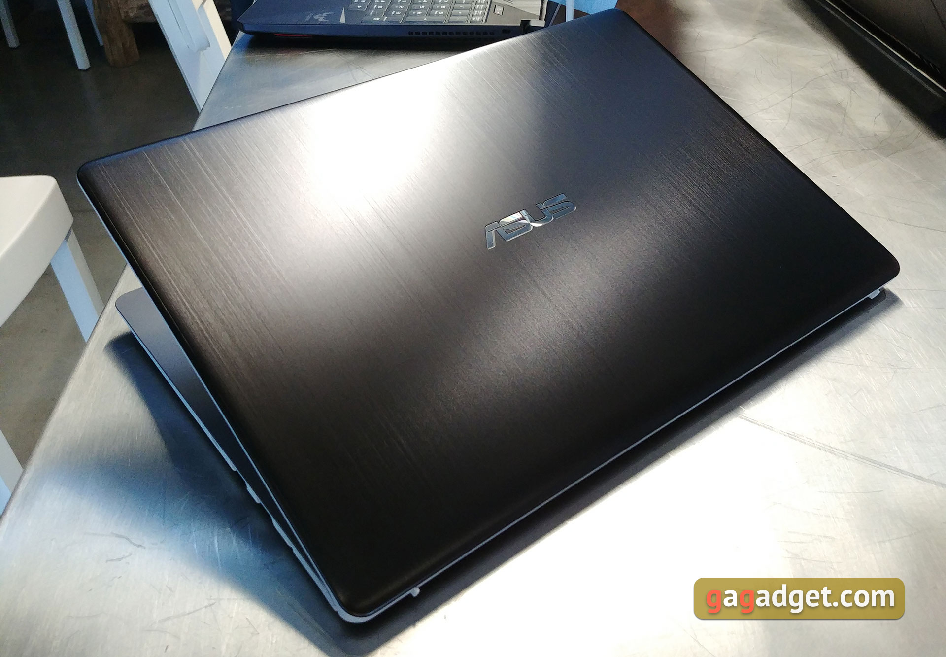 asus-19-09-2018-02.jpg