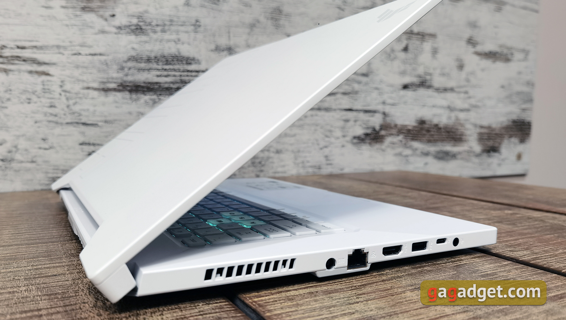 CES 2021: ASUS TUF Gaming Dash F15 и ASUS ZenBook Duo своими глазами-4
