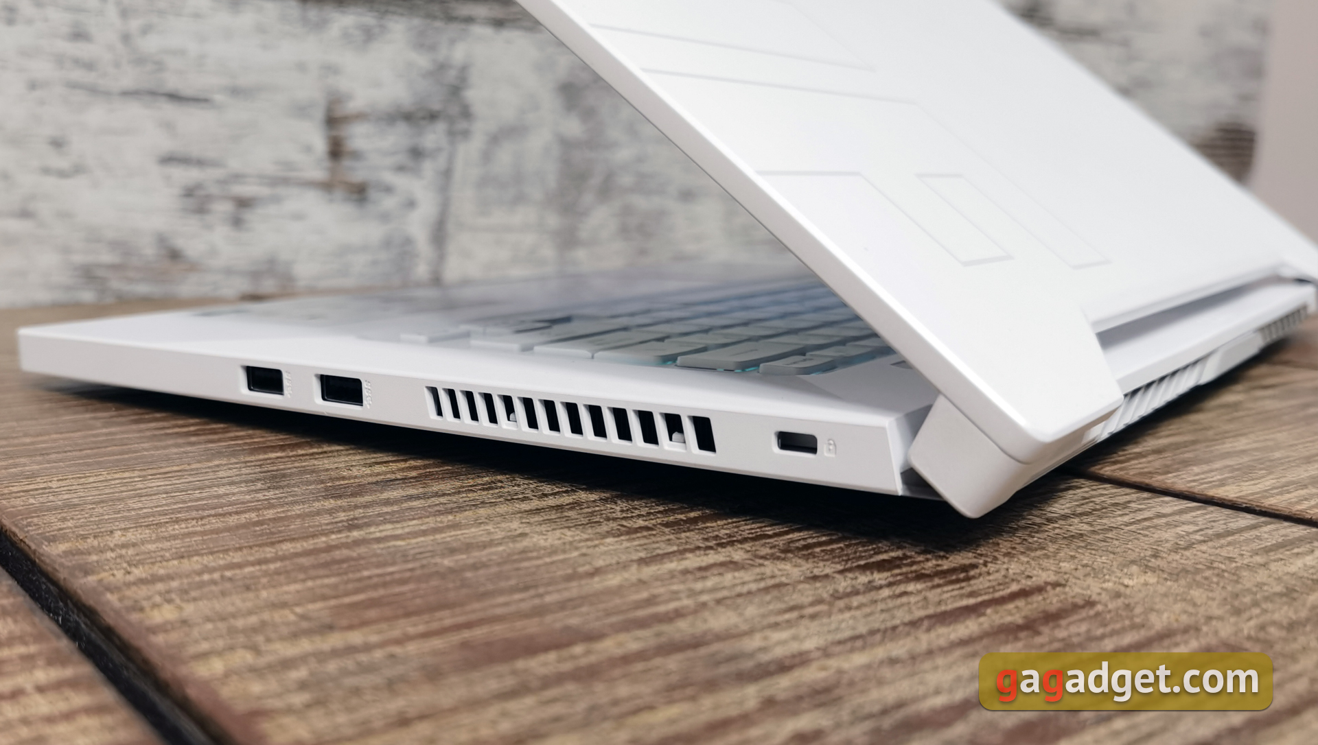 CES 2021: ASUS TUF Gaming Dash F15 и ASUS ZenBook Duo своими глазами-5