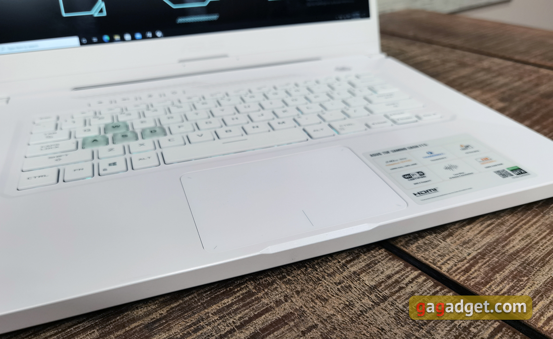 CES 2021: ASUS TUF Gaming Dash F15 и ASUS ZenBook Duo своими глазами-8