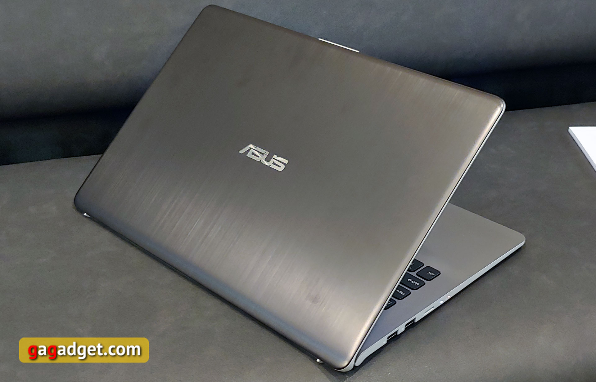 asus-comp-ukr-2018-04.jpg