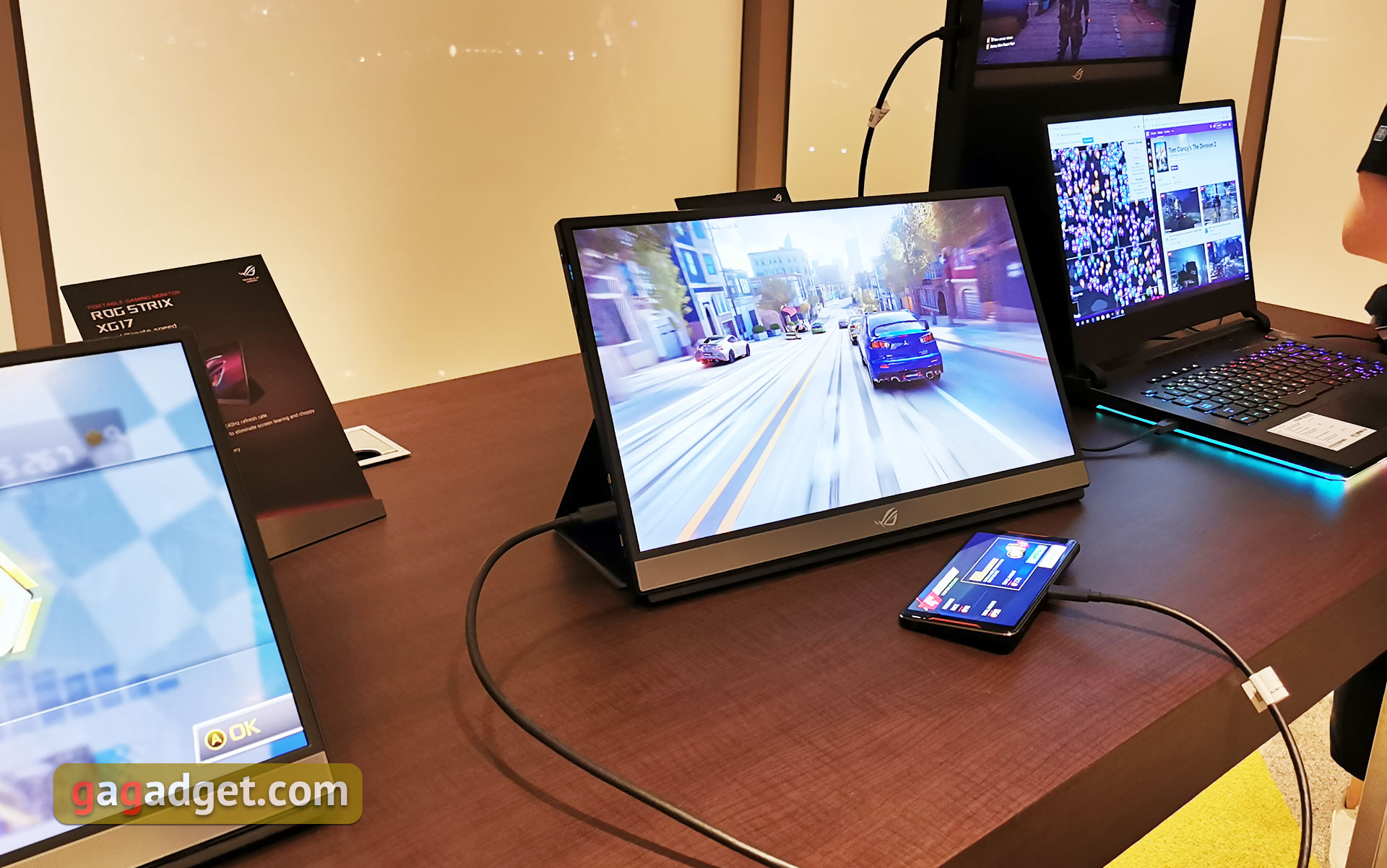 ASUS на Computex 2019: электретные геймерские наушники, 240 Гц портативный монитор и другие крутые штуки-18
