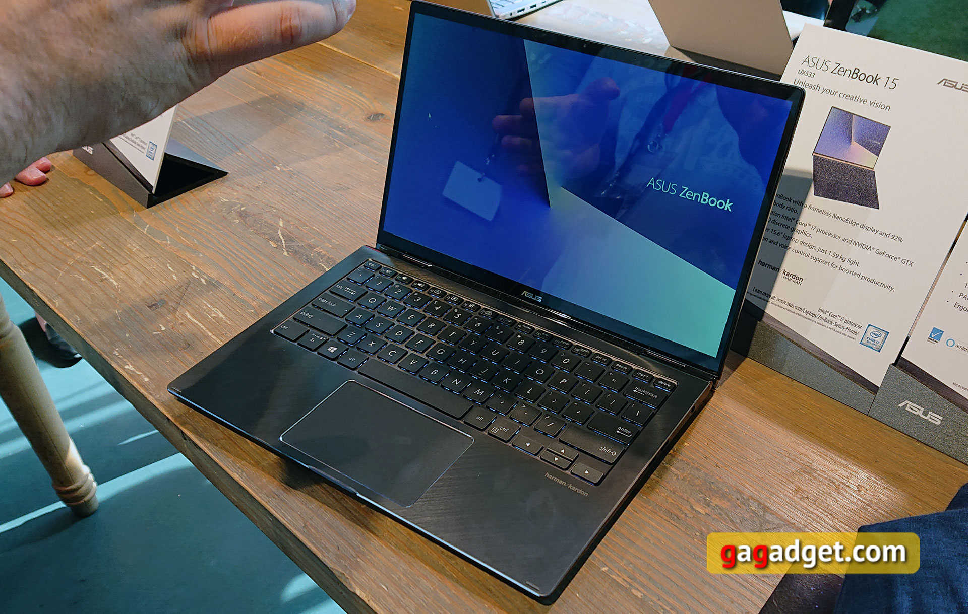 asus-ifa-2018-02.jpg