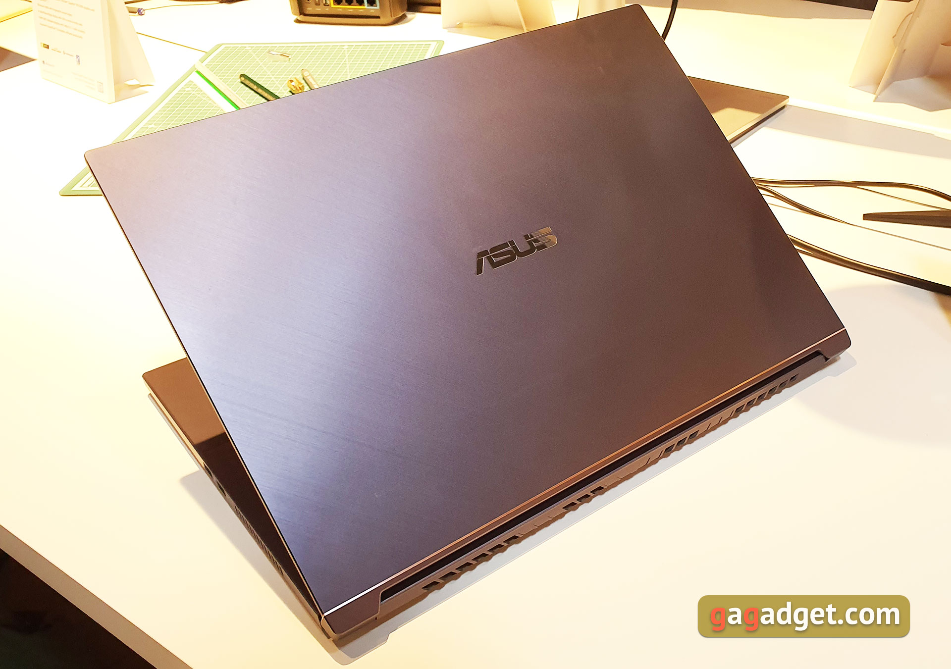 IFA 2019: нові ноутбуки ASUS ProArt, ASUSPRO B9 та смартфон ASUS ROG Phone II своїми очима-14