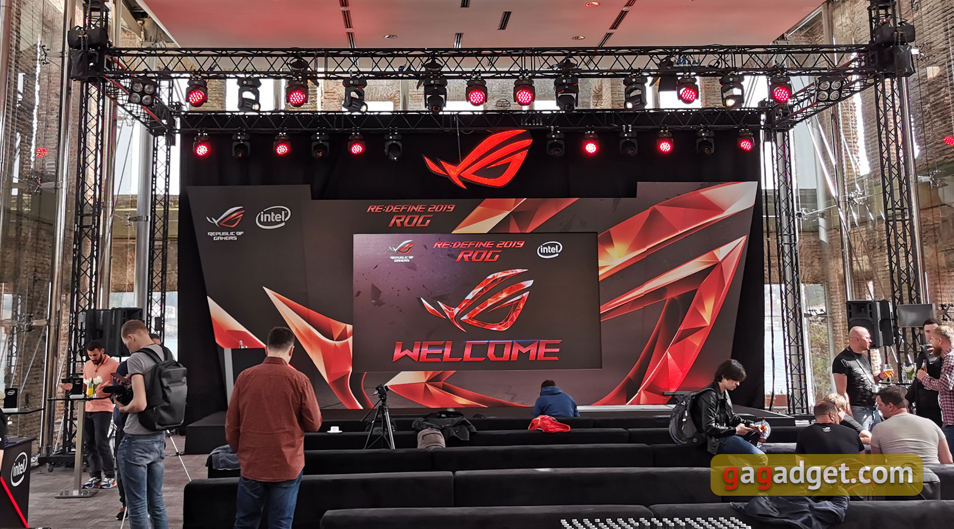 Игровые ноутбуки ASUS ROG Zephyrus S, M и обновлённая линейка Strix своими глазами
