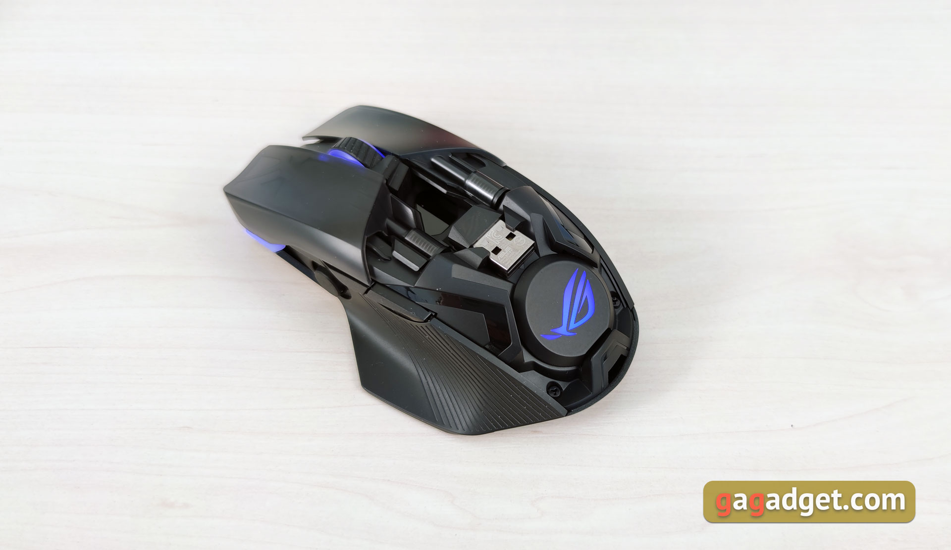 Обзор ASUS ROG Chakram: гибрид беспроводной геймерской мышки и геймпада-18