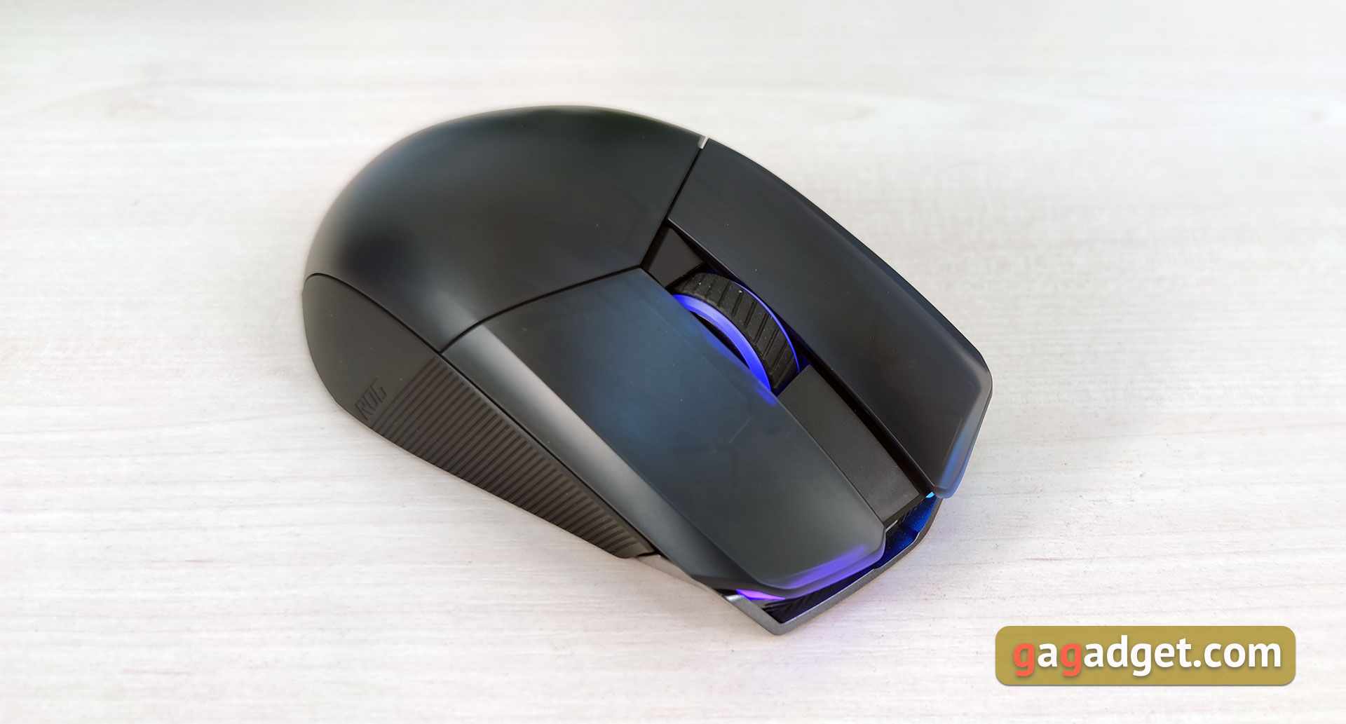 Обзор ASUS ROG Chakram: гибрид беспроводной геймерской мышки и геймпада-21