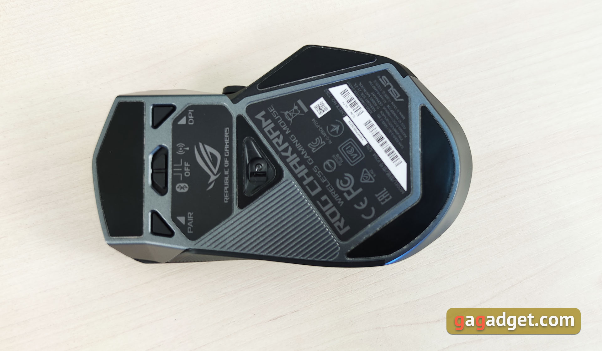 Обзор ASUS ROG Chakram: гибрид беспроводной геймерской мышки и геймпада-23