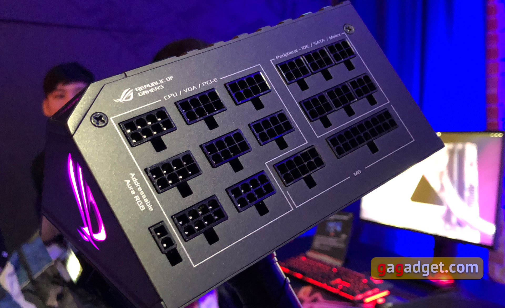 asus-rog-computex-2018-07.jpg