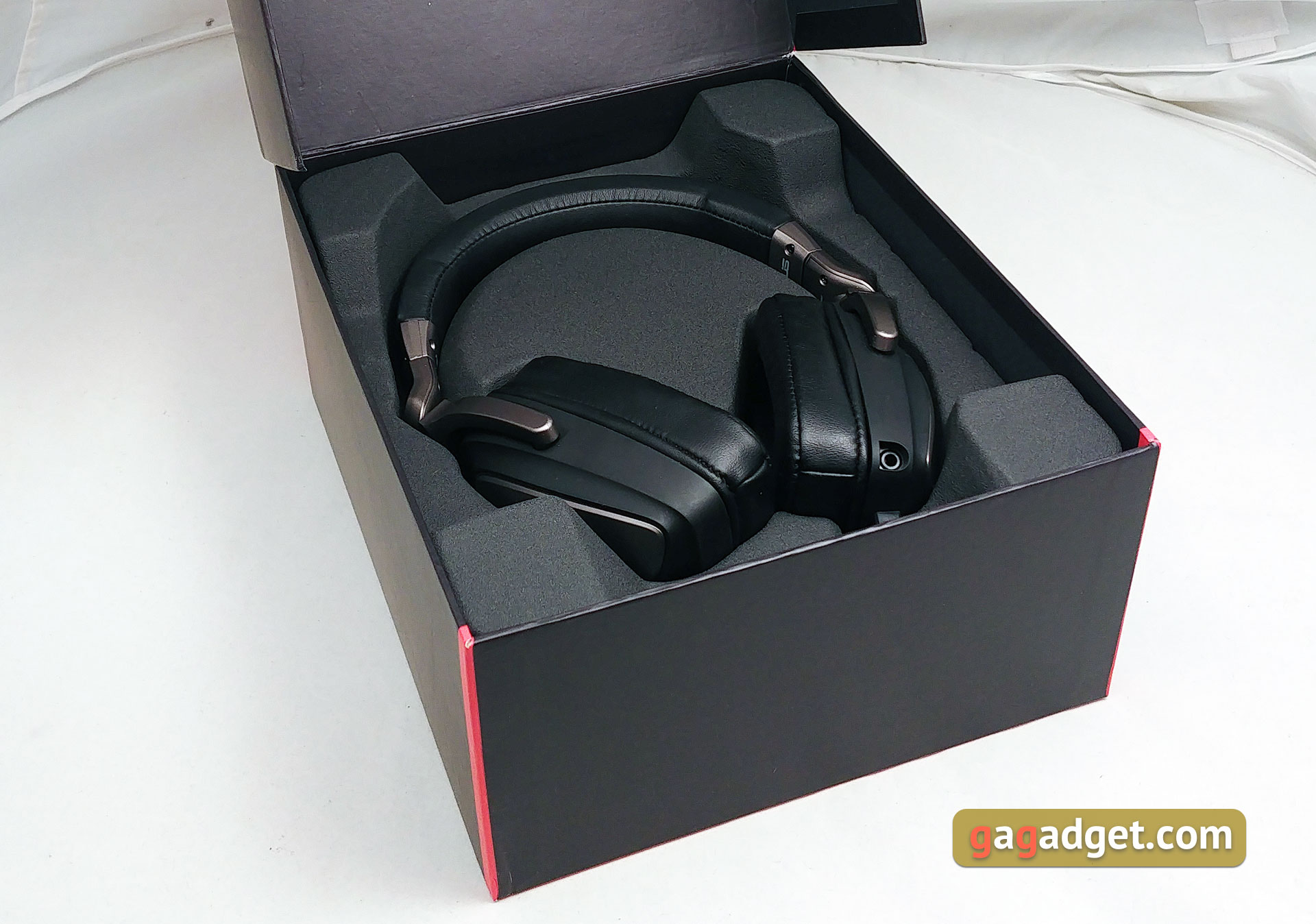 asus-rog-delta-04.jpg