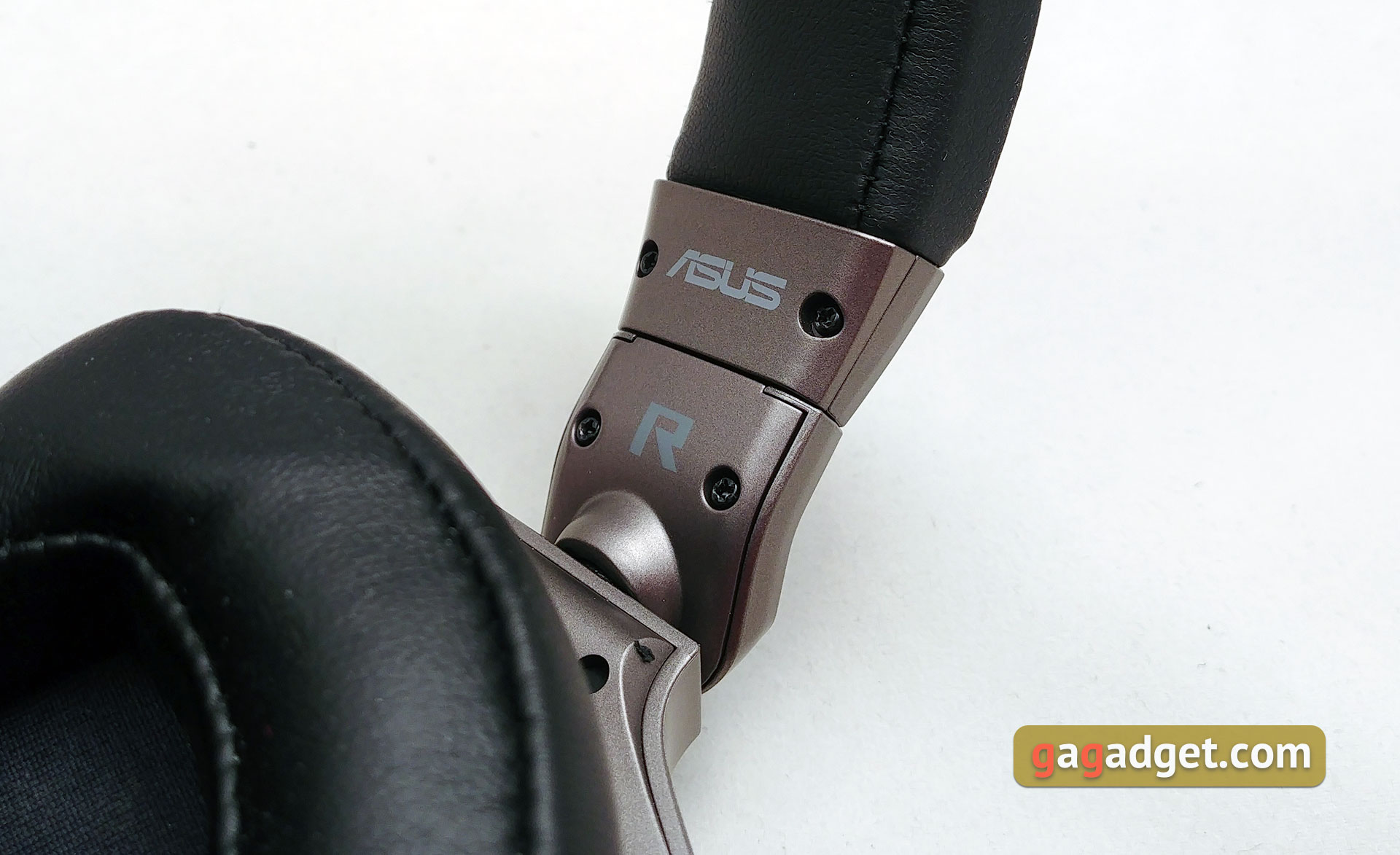 asus-rog-delta-08.jpg