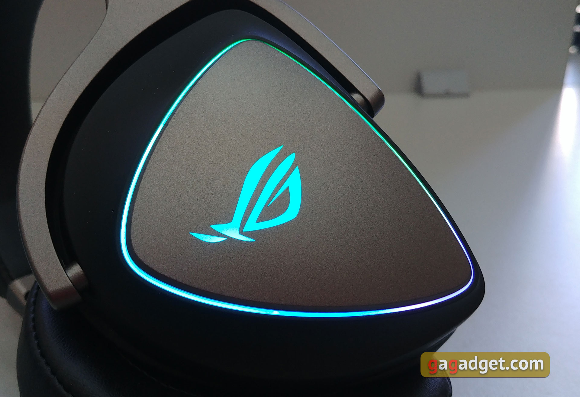 asus-rog-delta-21.jpg