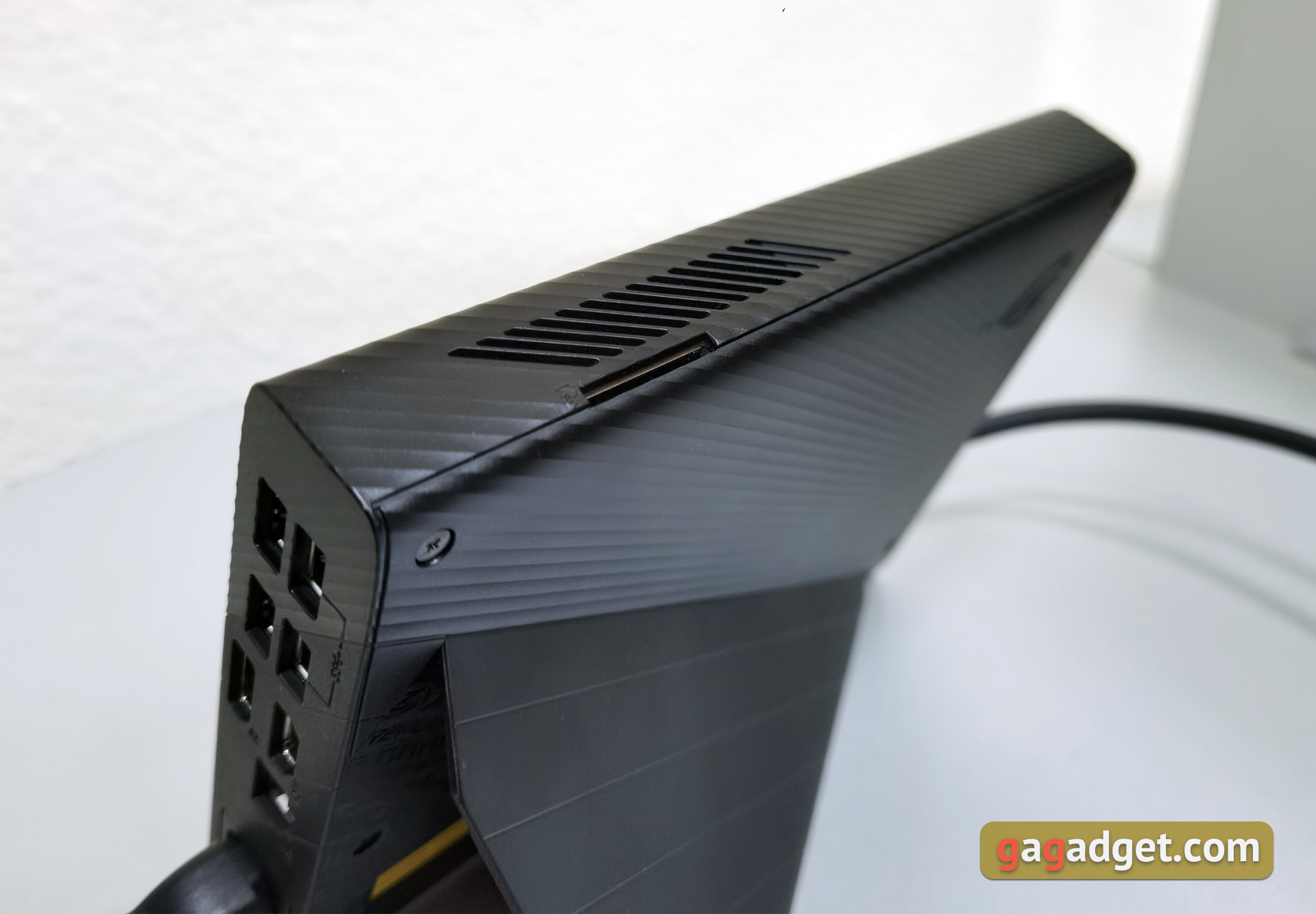 Игровой ультрабук-трансформер ASUS ROG Flow X13: первые впечатления-15