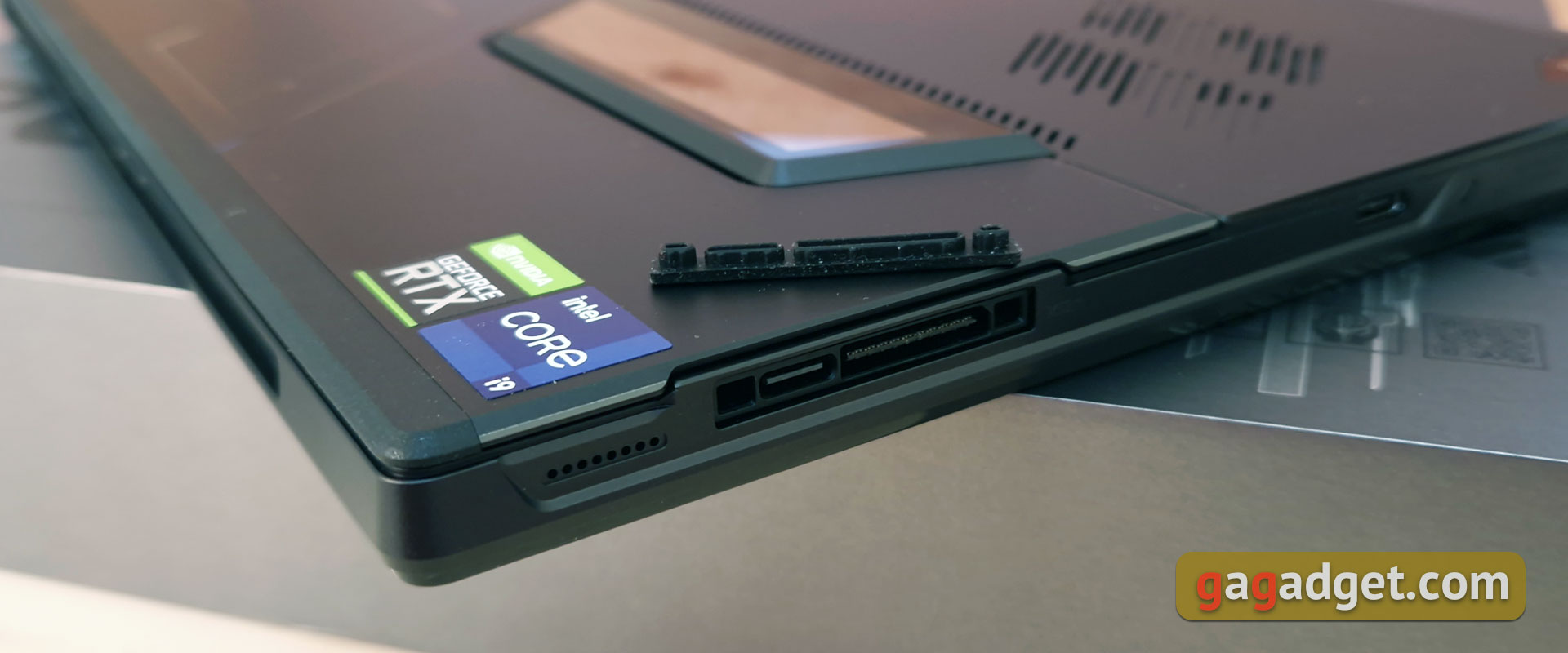 ASUS ROG Flow Z13 (2022) review: The most powerful gaming tablet-13