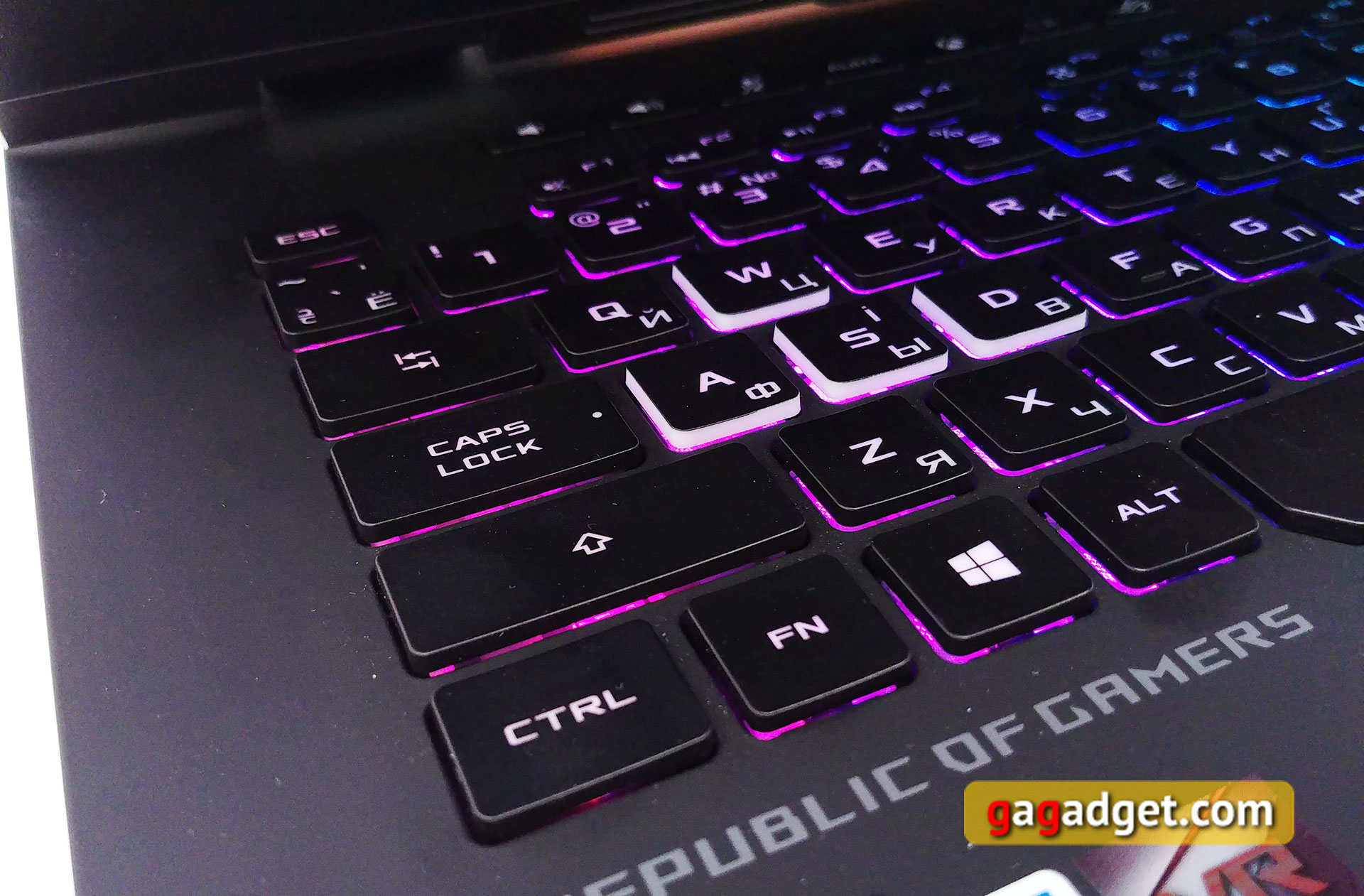 asus-rog-g703vi-25.jpg