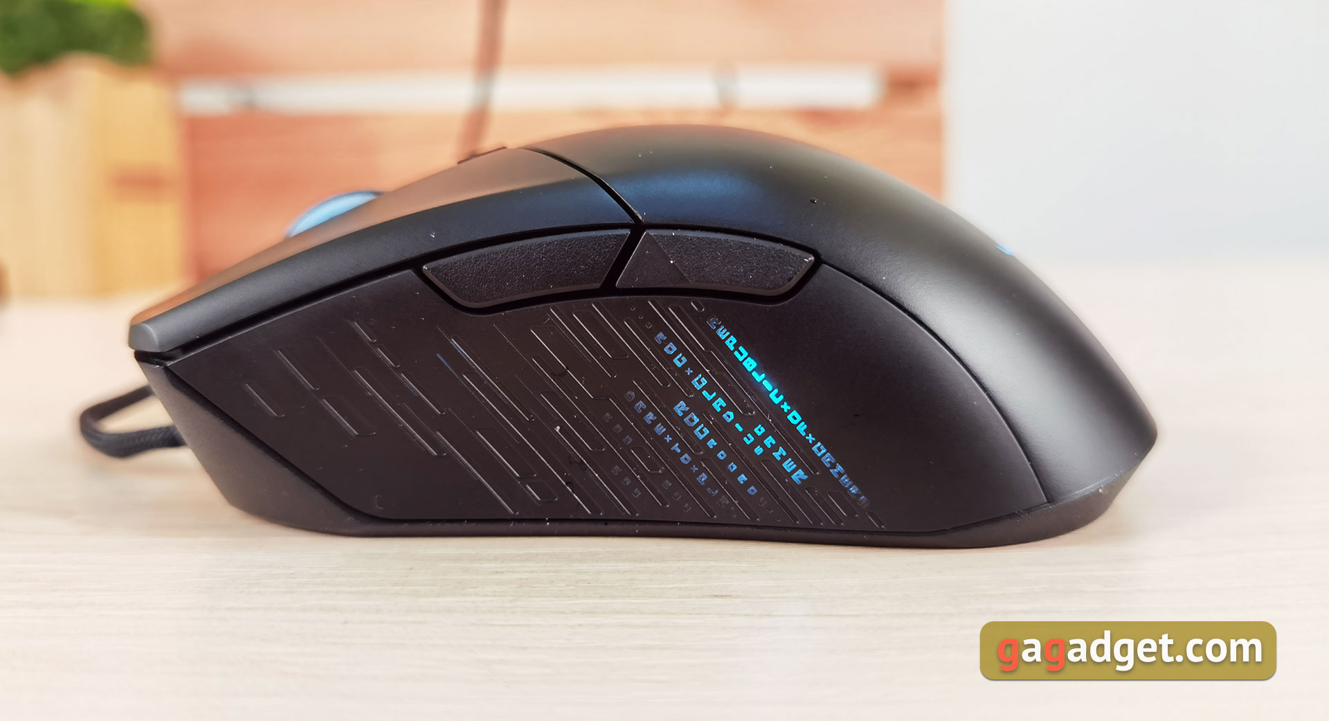 Обзор ASUS ROG Gladius III: молниеносная игровая мышь со сменными кнопками-9