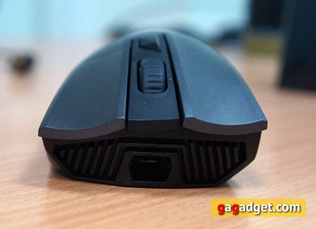 Меч для виртуальных битв: обзор геймерской мышки Asus ROG Gladius-6