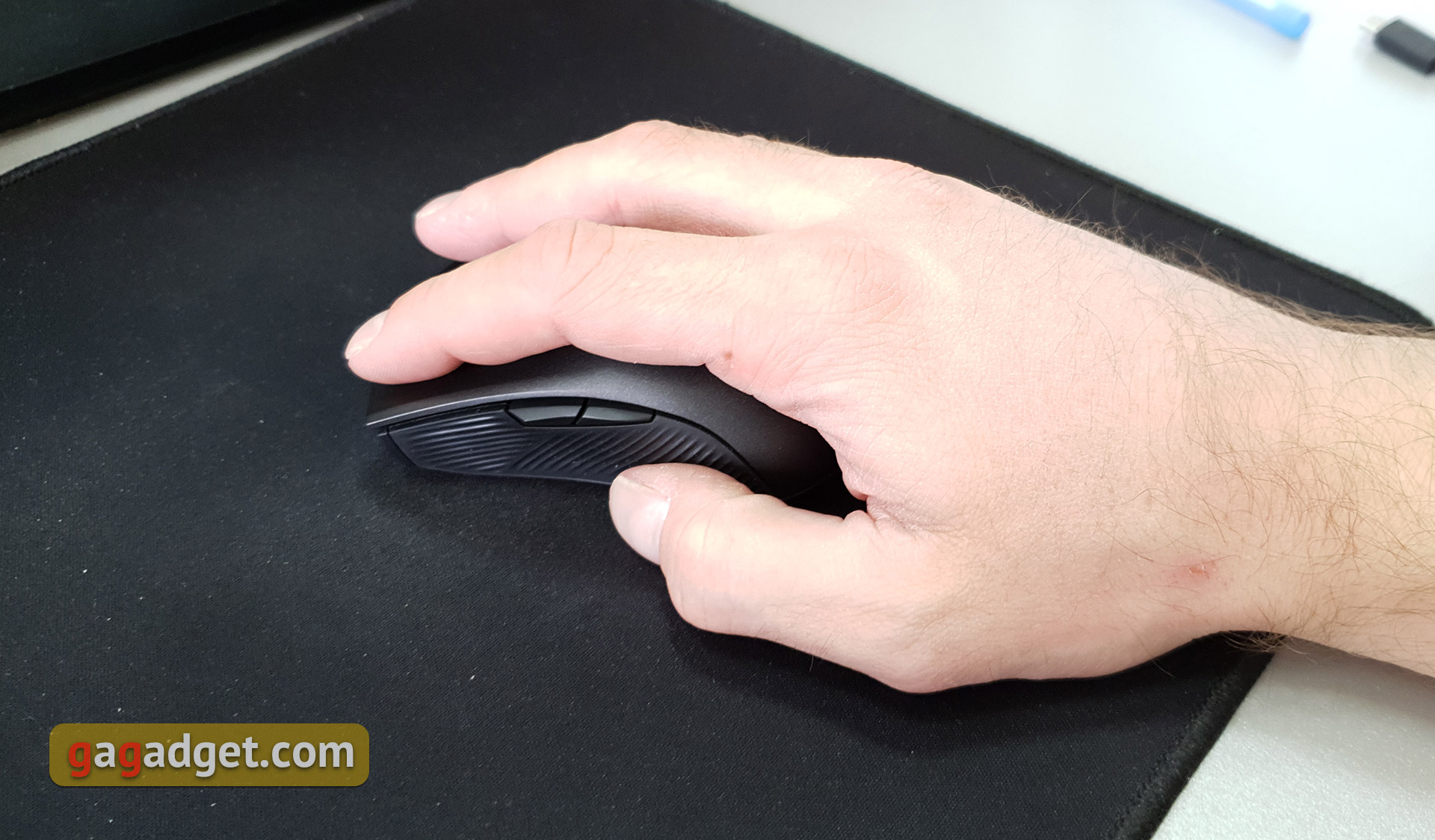 Огляд ASUS ROG Strix Carry: бездротова ігрова миша для геймерів-мандрівників-22