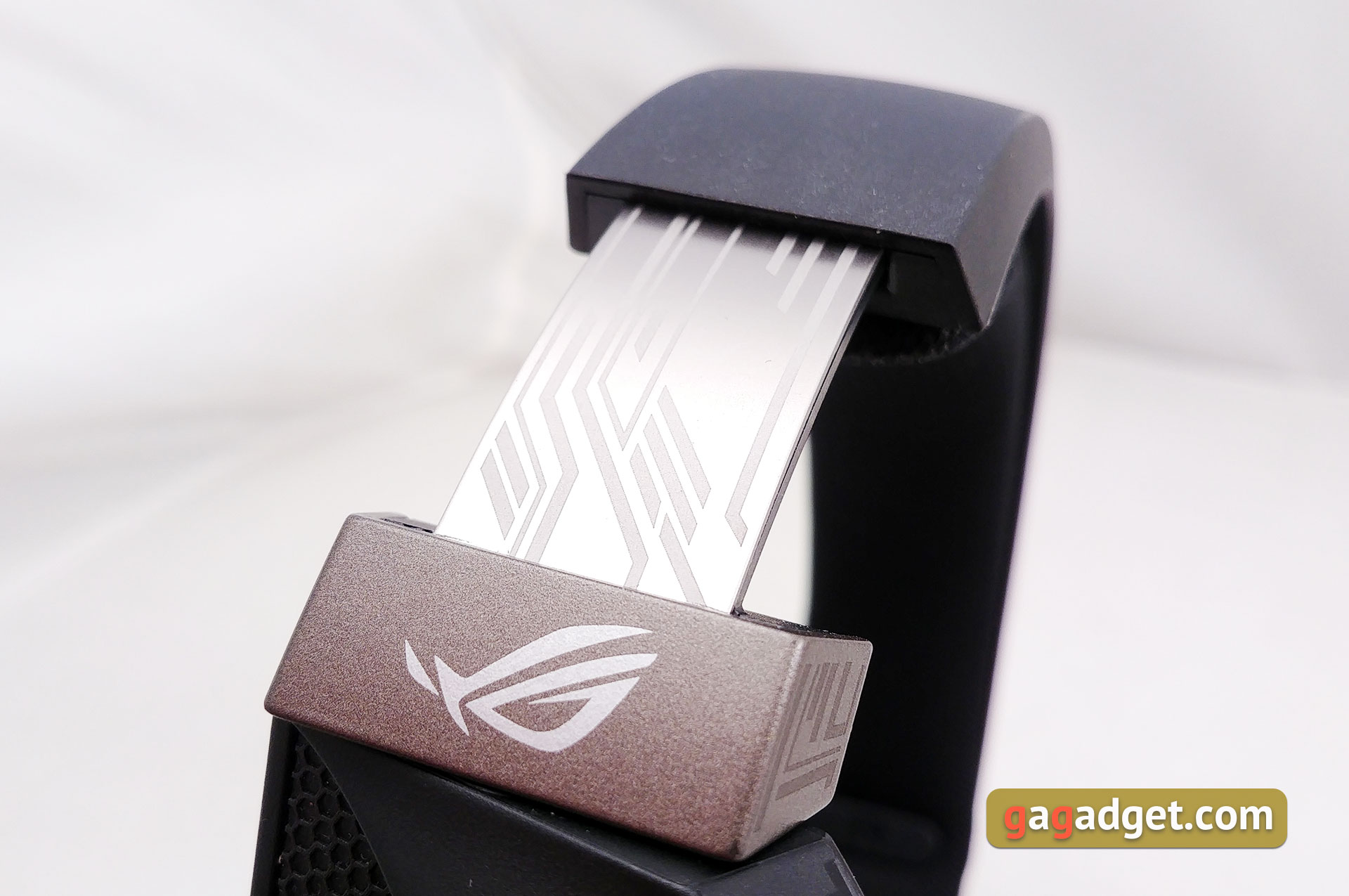 asus-rog-strix-fusion-500-09.jpg