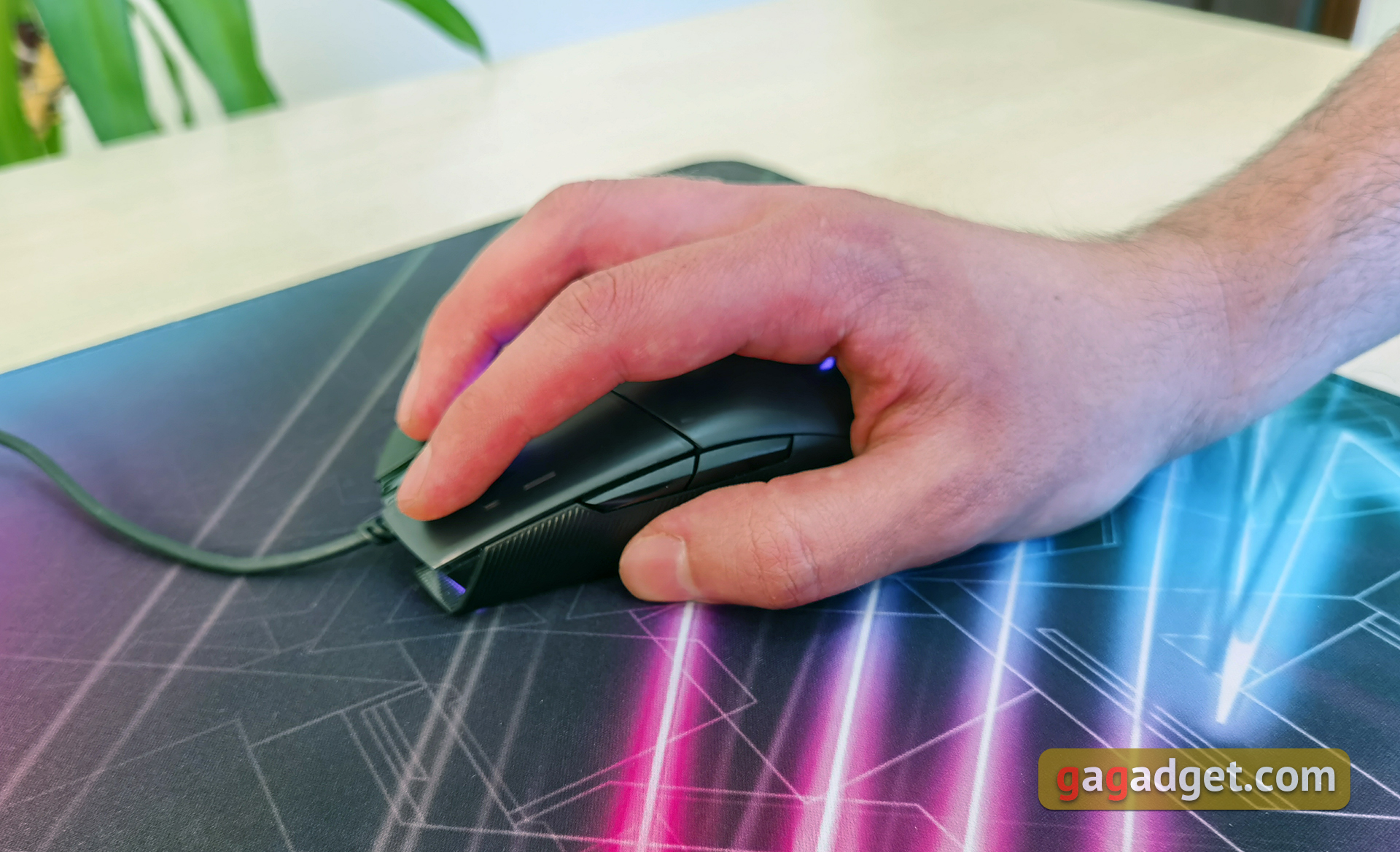 Обзор ASUS ROG Strix Impact II: лёгкая игровая мышь с возможностью замены переключателей-18