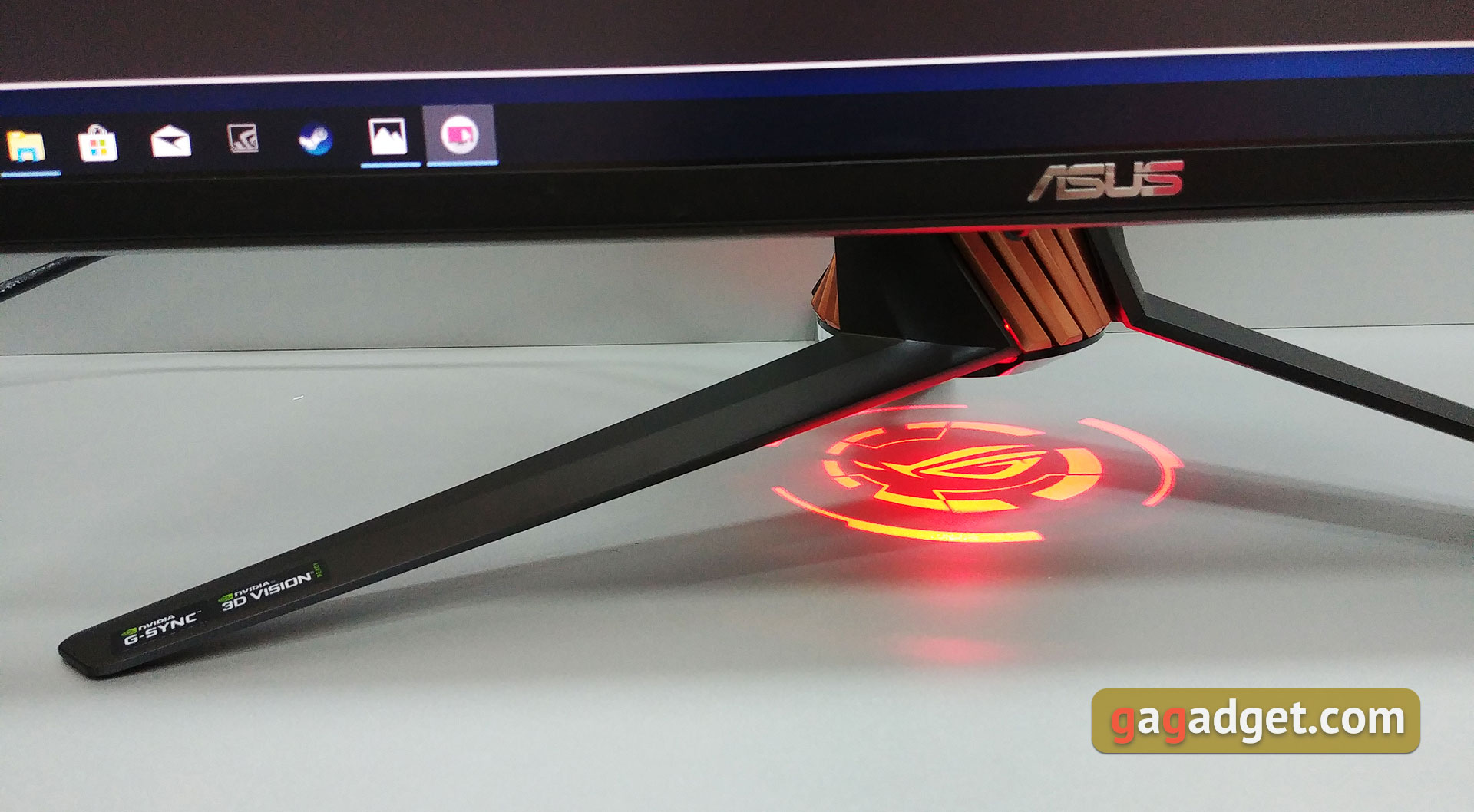 asus-rog-strix-pg258q-06.jpg