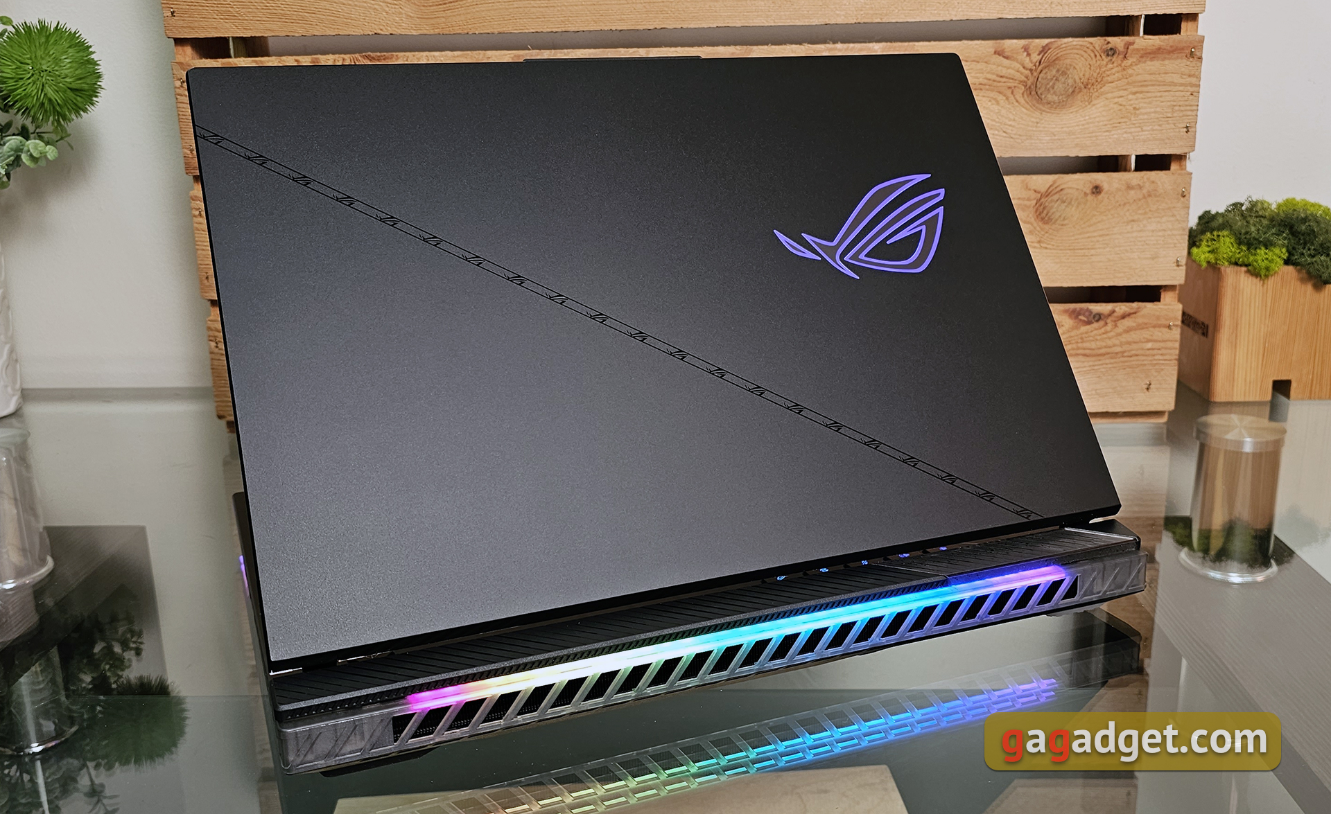 Critique du ASUS ROG Strix SCAR 16 (2023) : domination totale sur le champ de bataille virtuel-13